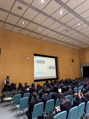 071222　２年次進路指導会01